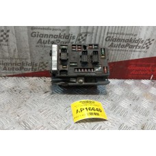 Ασφάλειες - Ασφαλειοθήκη Citroen C5 2001-2004 BSM-A3 9641258080-00