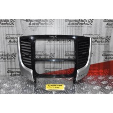 Αεραγωγός Καλοριφερ Mitsubishi L200 2015-2020 8030A260 ZZ (Μικρό σπάσιμο αεραγωγού)