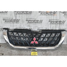Μάσκα Mitsubishi Pajero / Montero 2000-2006 MR478595 (Σπασμένη Βάση)