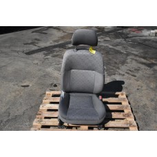 Κάθισμα Δεξί Nissan Navara D22 1998-2010