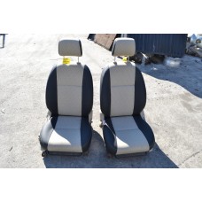 Καθίσματα (Σέτ Αριστερό-Δεξί) Toyota Hilux KUN 2005-2015 (Ανακατασκευής)