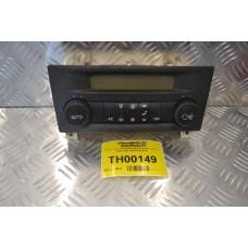 Χειριστήριο Καλοριφέρ/AC Renault Laguna 2000-2007 8200181132-A